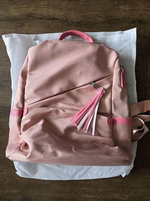 Розова дамска раница