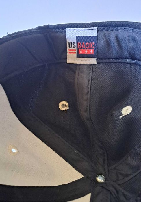 шапка бейзболна Jeep с бродерия, черна 6 панелна и бежово