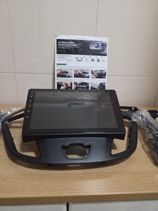 Чисто нов Android мултимедийна система за автомобил, проектирана специ