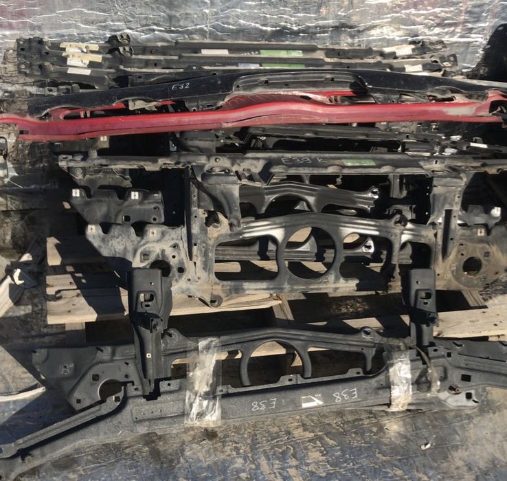 Телевизор БМВ, Мерседес, Land Rover, Mini Cooper.