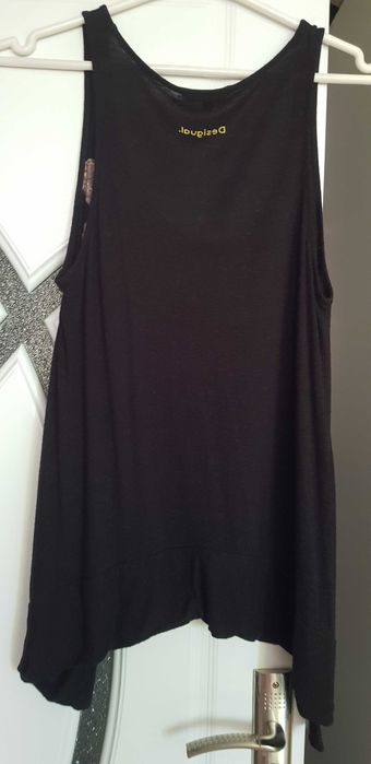 Продавам летни блузки на марката Desigual