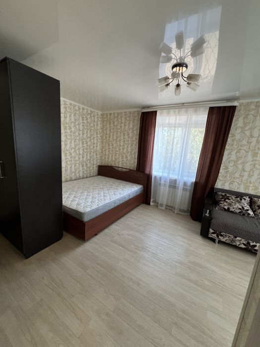Сдам 1 комнатную длительно