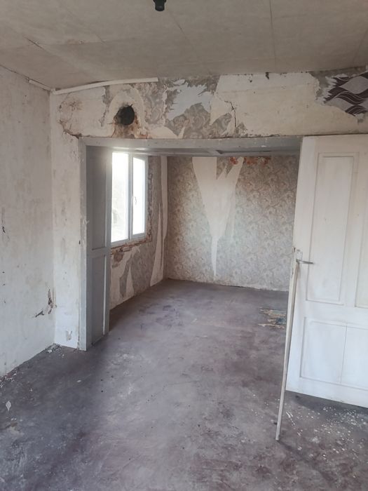 Продава се къща в град Тръстеник