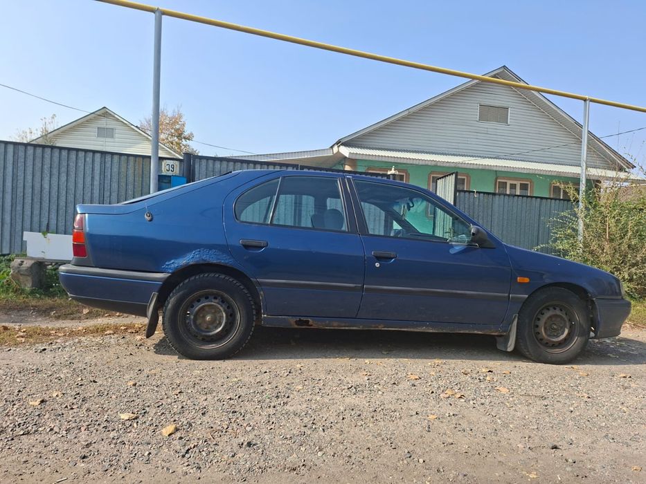 Продам машину Nissan