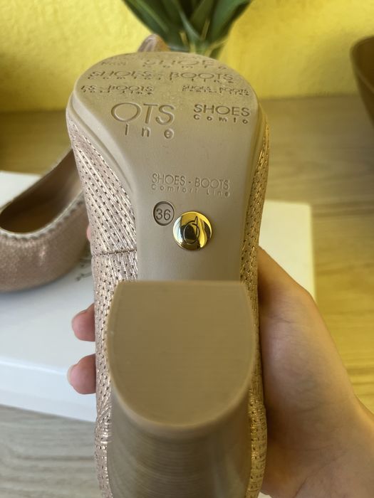 Продавам дамски обувки Donna Italiana