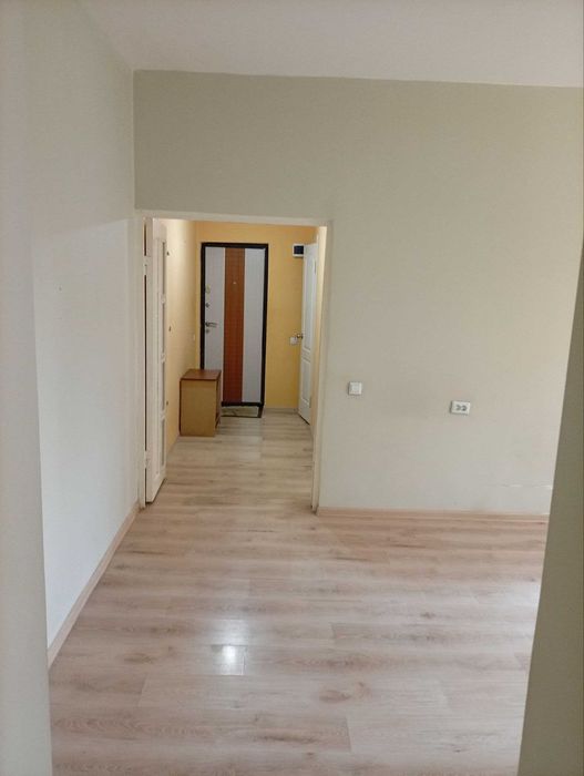 Продается квартира в Яшнабадском районе Авиасозлар-2, 1в2х ком 40м2