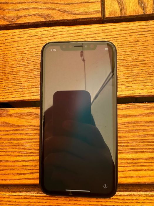 Vând iPhone xr 256 gb impecabil