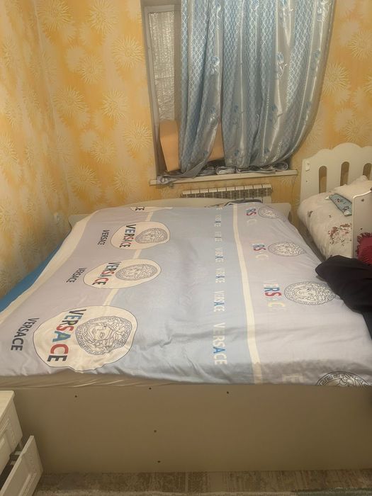 Спальный гарнитур сатылады