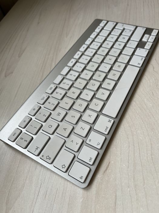 Tastatura Apple wireless