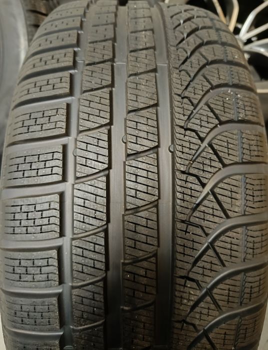 Оригинални джанти спорт пакет  гуми зимни 19 цола Mercedes GT W290