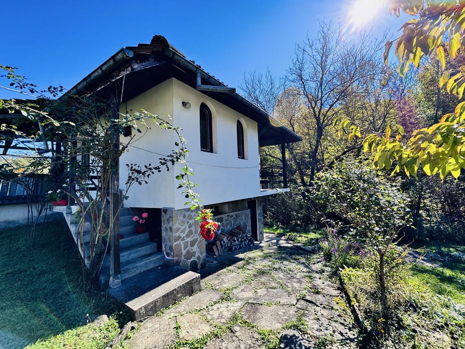 Продава се Къща в Априлци - 84 кв.м за 953 €/кв.м - Снимка #22