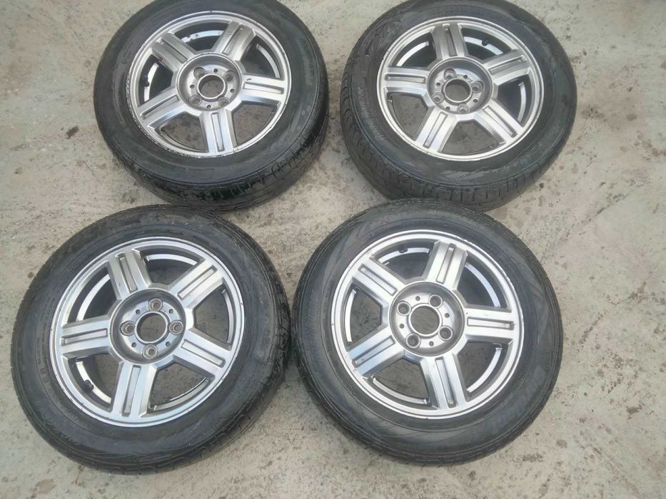 Продам летние шины с дисками