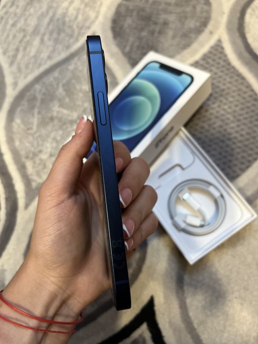 IPhone 12 / 64GB / 99%