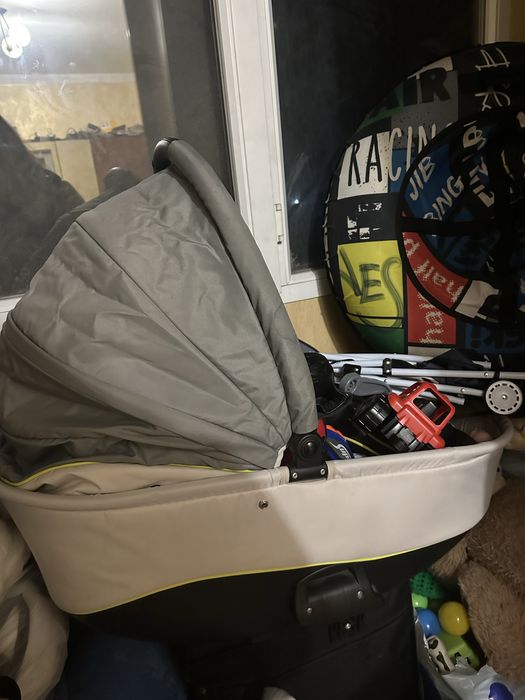 Продается коляска Zippy 2в1 идеальное состояние