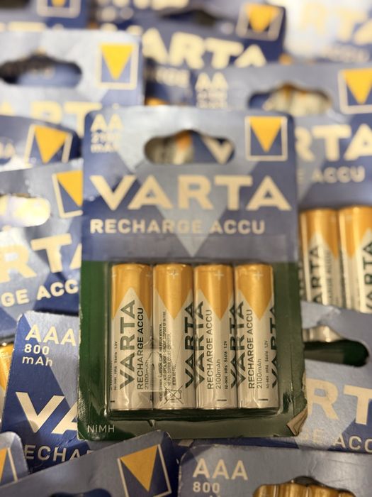 Acumulatori/Baterii reincarcabile VARTA AAA/AA