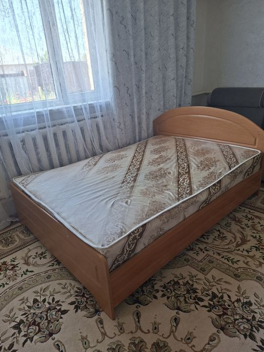 Төсек сатылады.Продается кровать