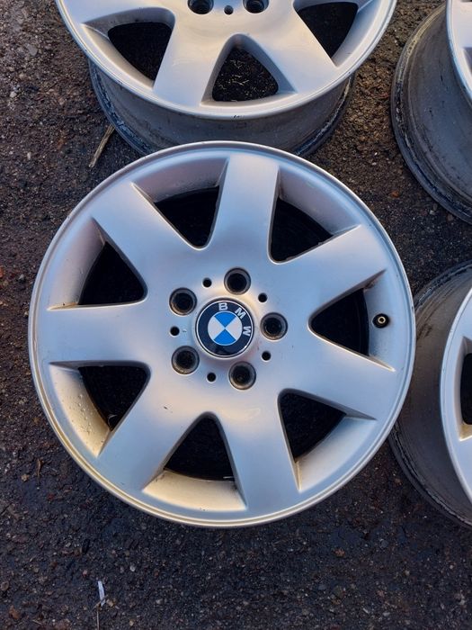 Диски R16 оригинал. На BMW E36. Вылет 47.