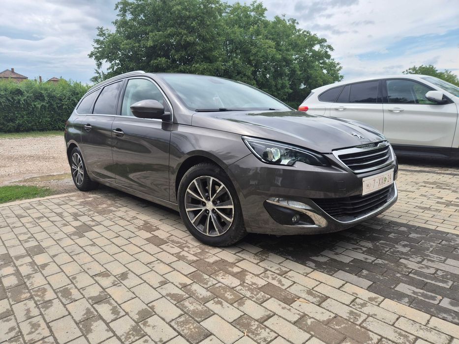 Peugeot 308, an 2014, Cutie automata