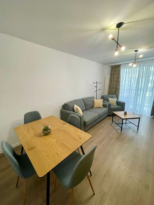 Regim hotelier apartament 2 camere Coresi PIETONALA