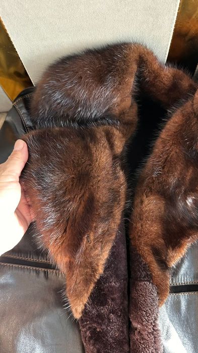 Кожаная дубленка