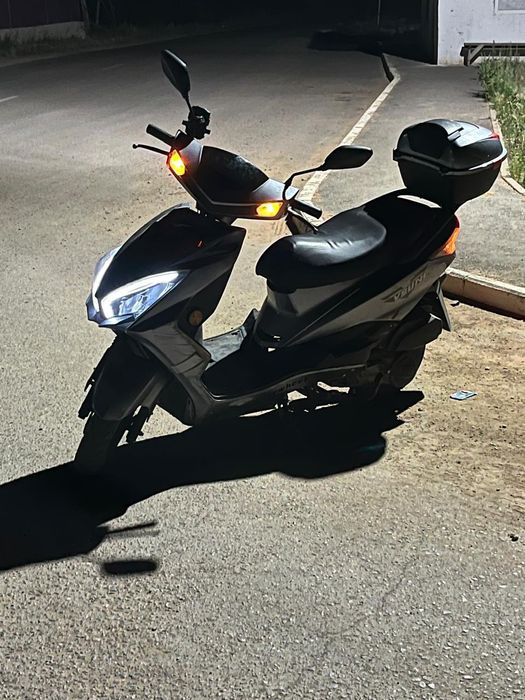 Мопед М8 Про б/у