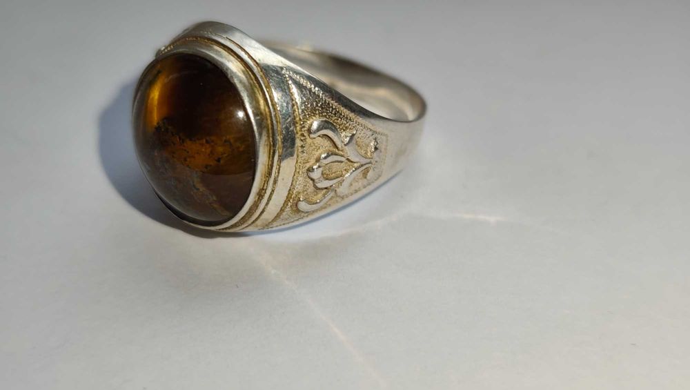 Серебряное кольцо с камнем ТИГРОВЫЙ ГЛАЗ