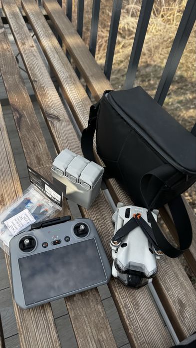 Dji mini 4 pro combo