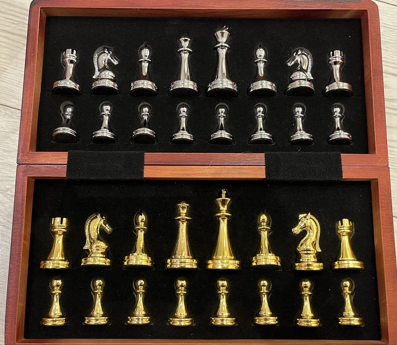 Шахматы подарочные
