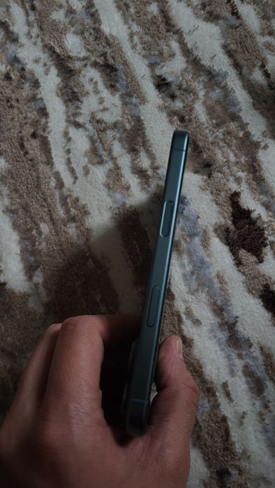 Продам iphone 16 256gb