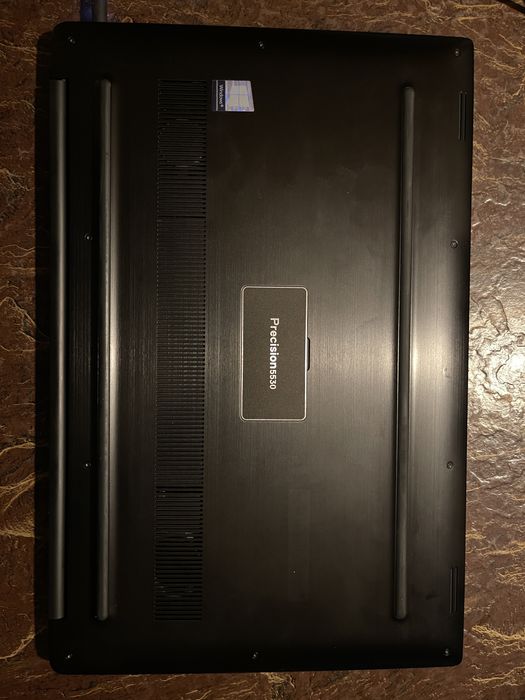 Dell Precision 5530 procesor i9