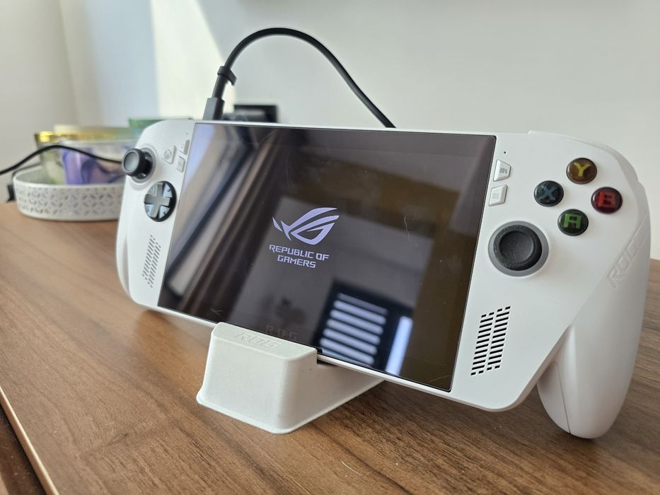 ROG Xbox Ally + SanDisk Ultra microSDXC 1TB