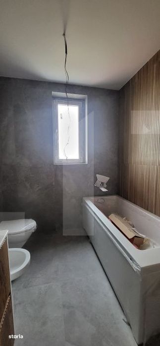 Apartamaent 3 camere+ loc parcare subterana zona MEHALA