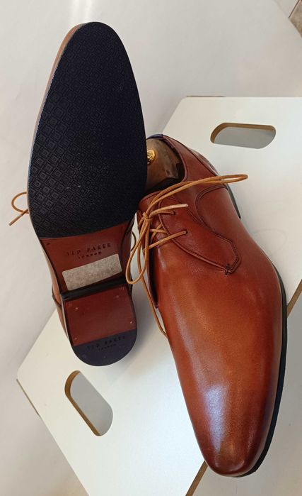 Pantofi derby 41.5 42 premium Ted Baker London NOI piele naturala moal