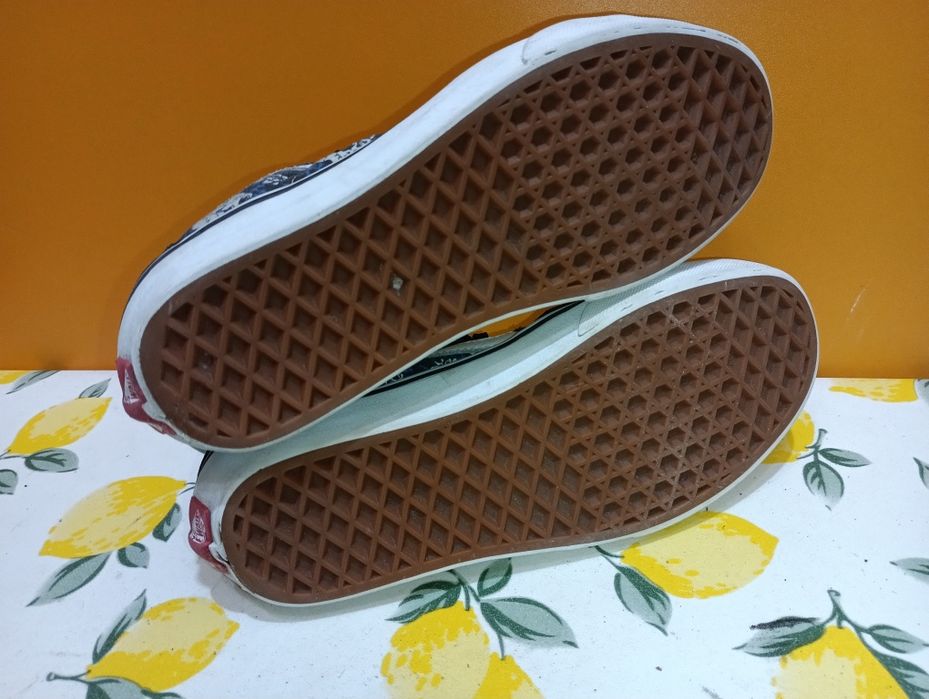 Vans кожени N 36,5 - 8 €