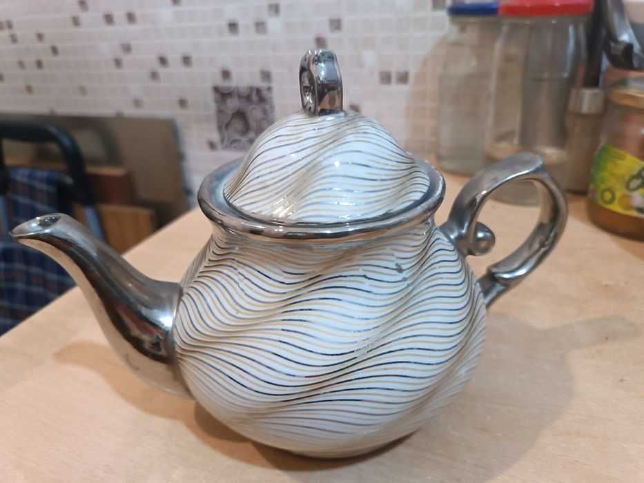 Продам заварочные чайники