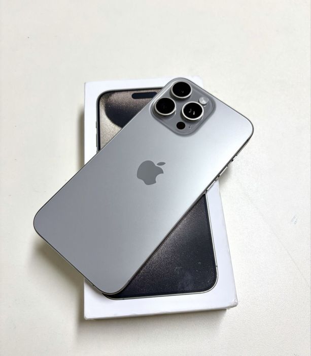 Vand schimb iPhone 15 pro max