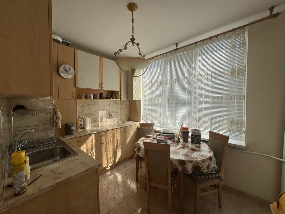 Продава се Тристаен апартамент в Търговище, Запад 1 - 95 кв.м за 1111 €/кв.м - Снимка #5