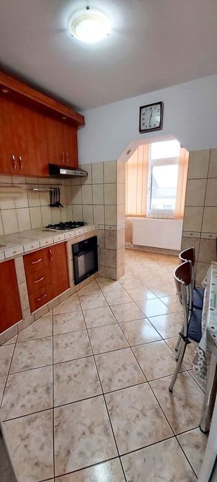 De închiriat apartament cu 2 camere