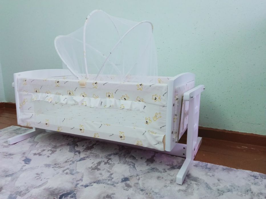 Детская кровать от 0 + 3 лет