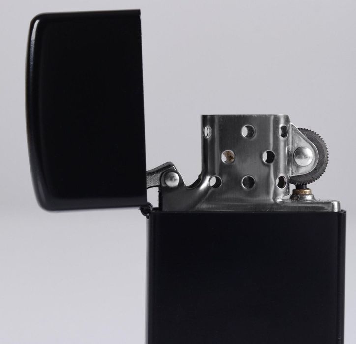 Зажигалка Zippo качество отличное