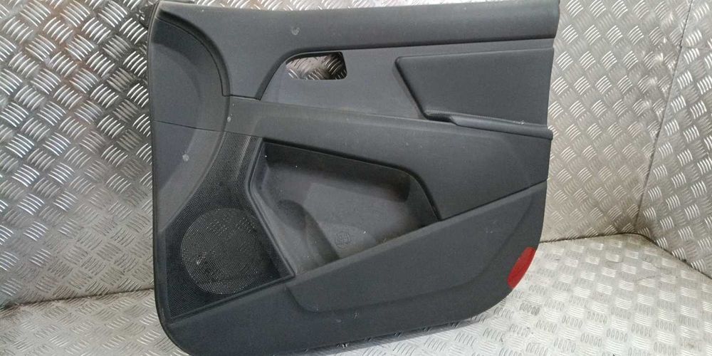 Кори врати Kia Sportage 2014г.