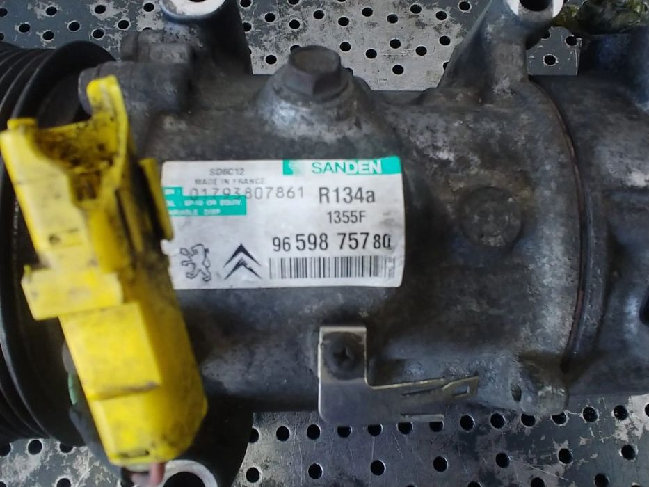 compresor clima ac 1.6 hdi 9h01 peugeot 407 partner citroen c4 c5  9659875780