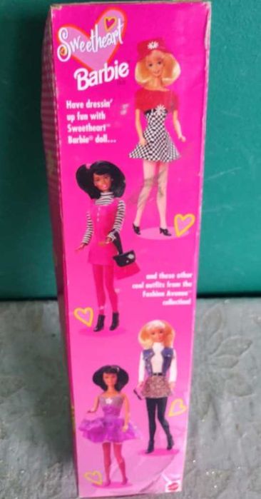 Vand papusi Barbie diferite modele (ofer rechizite Barbie cadou).