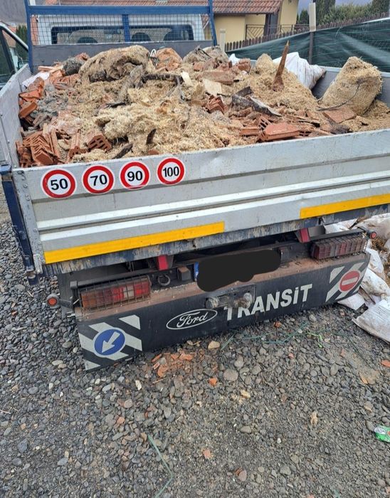 Transport moloz,piatră,marfă, debarasari apartamente, mobilă