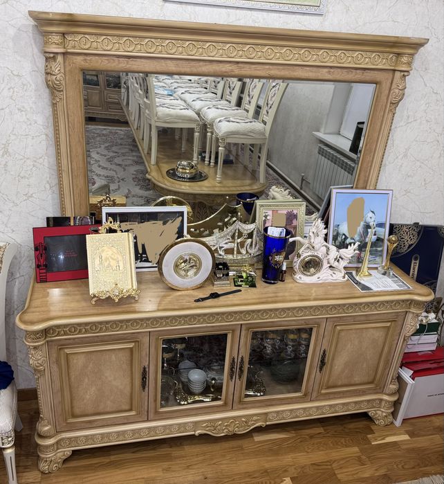 Продам гостиный гарнитур и комод