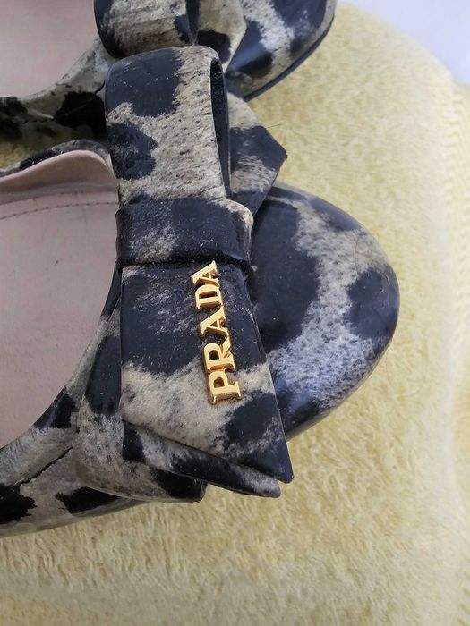 Balerini Prada din piele lăcuită