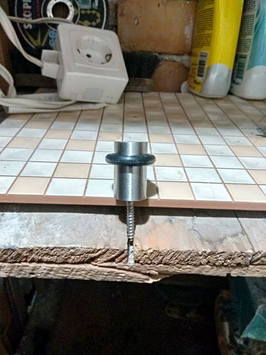 ИНОКС стопер за врати