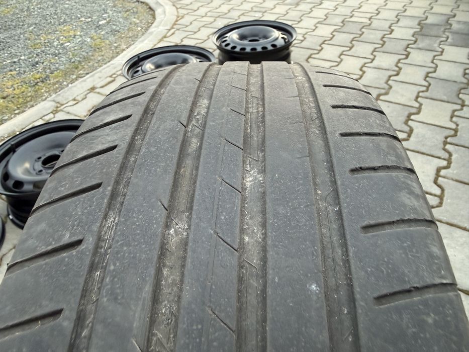 2бр. Летни Гуми С Борд 215/60R/17 -VREDESTEIN- DOT:0322 *40€ за 2бр. *