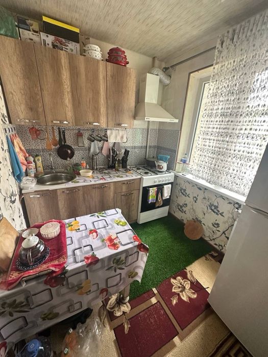 1 комнатная с мебелью и техникой в 8 микрорайоне