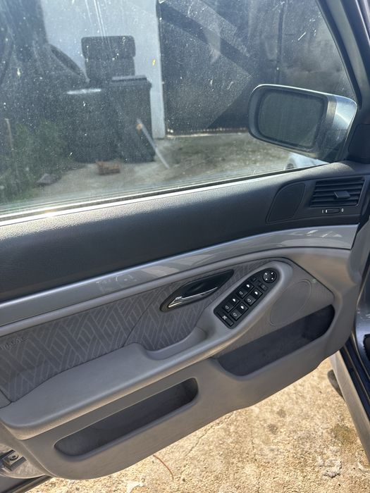 BMW 525D E39 2003 Trapa